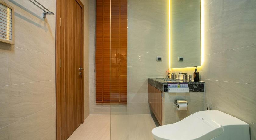 Villa Solis - Contemporary 4Br Retreat With Private Pool And Concierge Chalong Exterior photo
